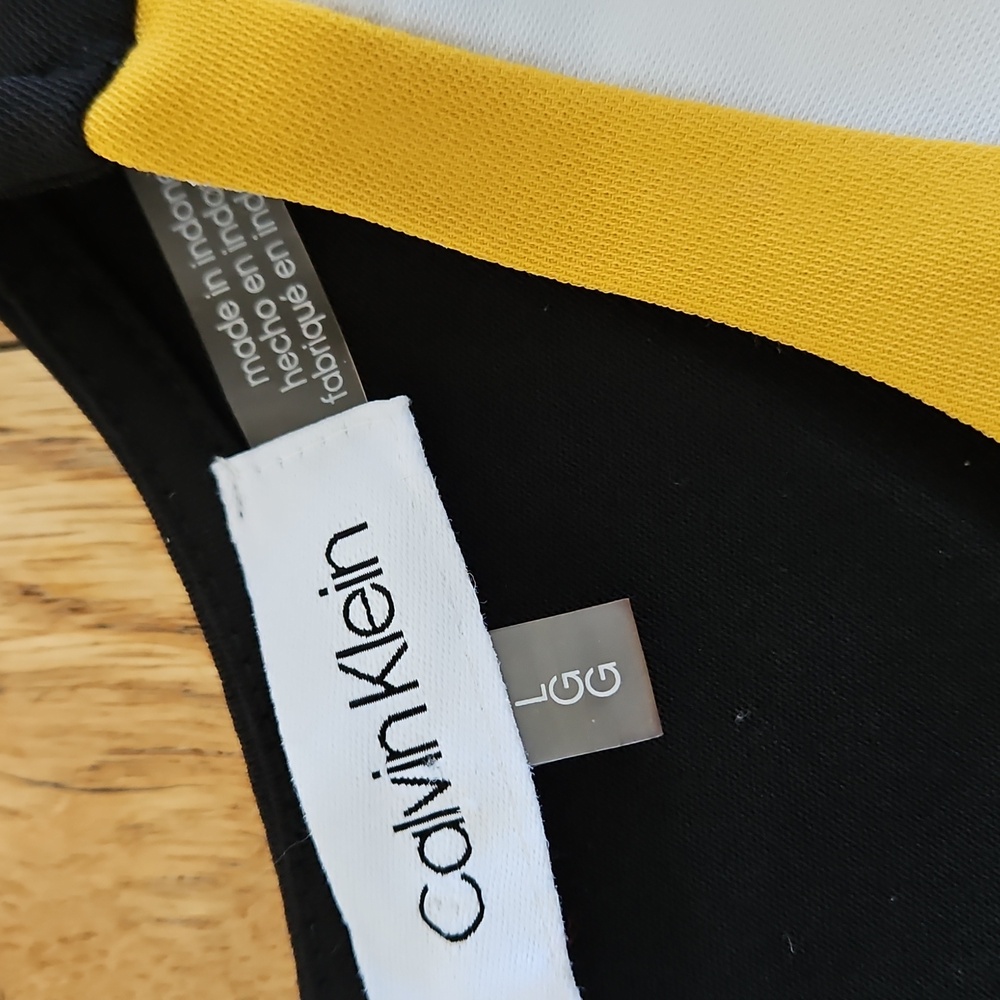 Calvin Klein Color Block Shell L - Picture 5 of 7